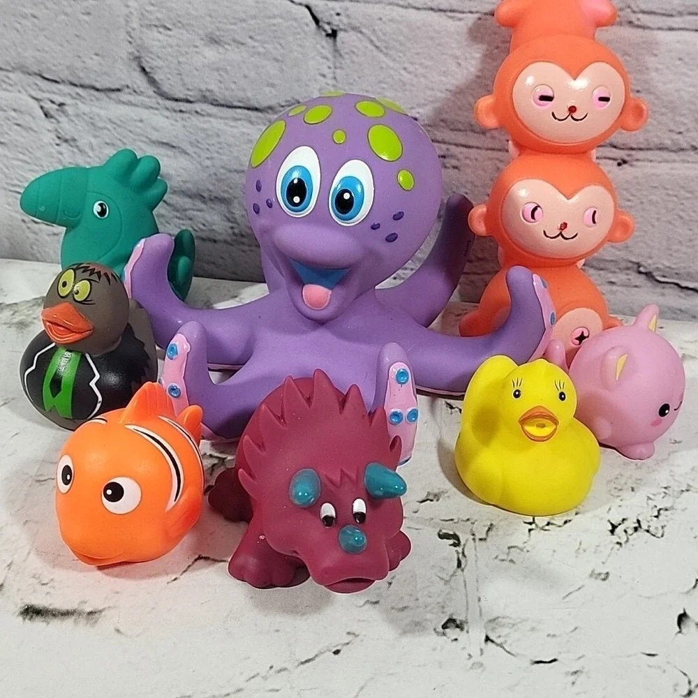 Bath‎ Toys Lot of 8 Nubby Octopus Rubber Duckies Light up Kitty